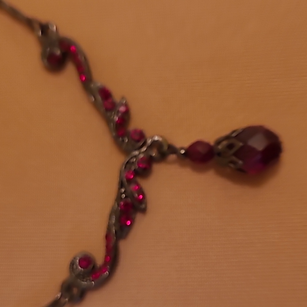 1928 garnet necklace